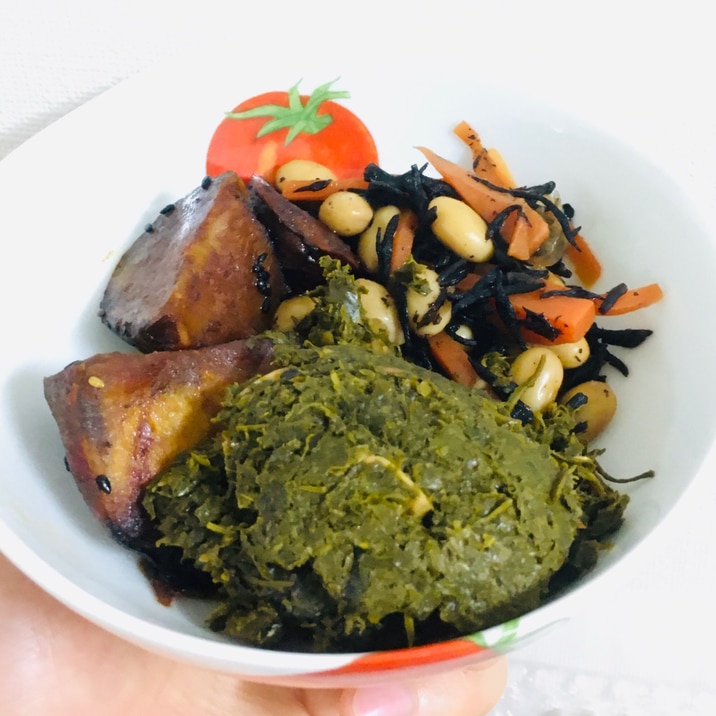 茶葉!お茶っぱとナッツ&にぼしの炒め煮☆常備菜